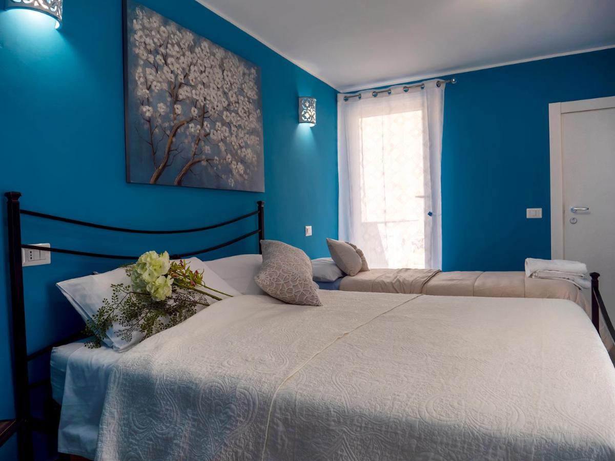 Flower House سانتو ستيفانو دي كاماسترا المظهر الخارجي الصورة
